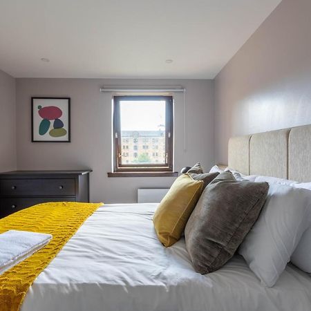 Stunning 1 Bed Merchant City Apartment With Parking Glasgow Dış mekan fotoğraf