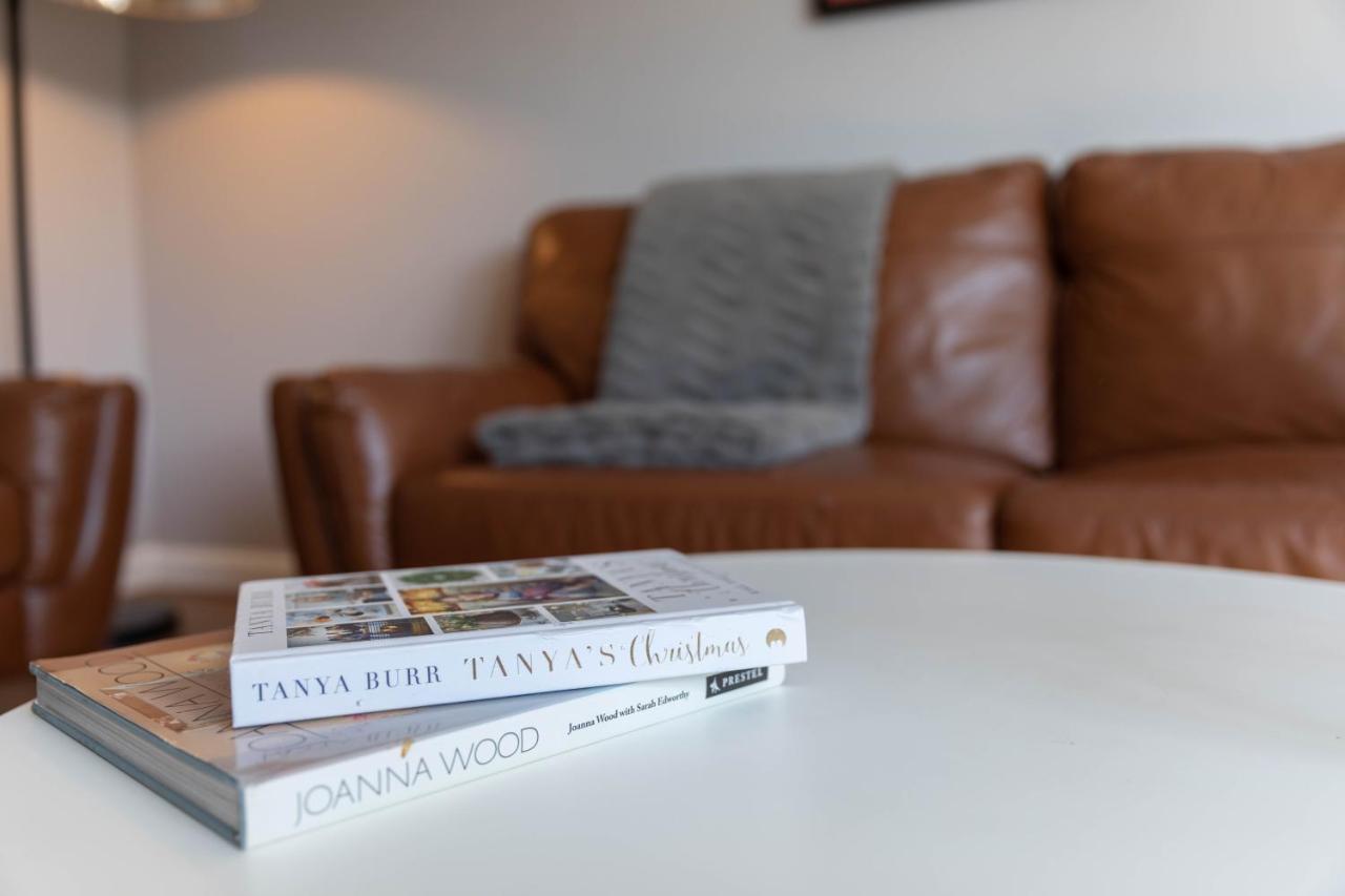 Stunning 1 Bed Merchant City Apartment With Parking Glasgow Dış mekan fotoğraf