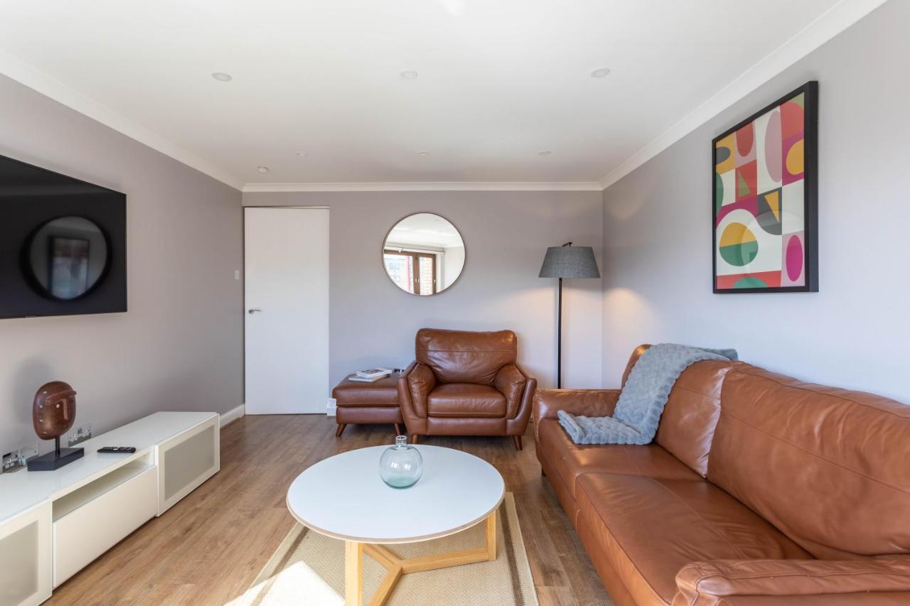 Stunning 1 Bed Merchant City Apartment With Parking Glasgow Dış mekan fotoğraf