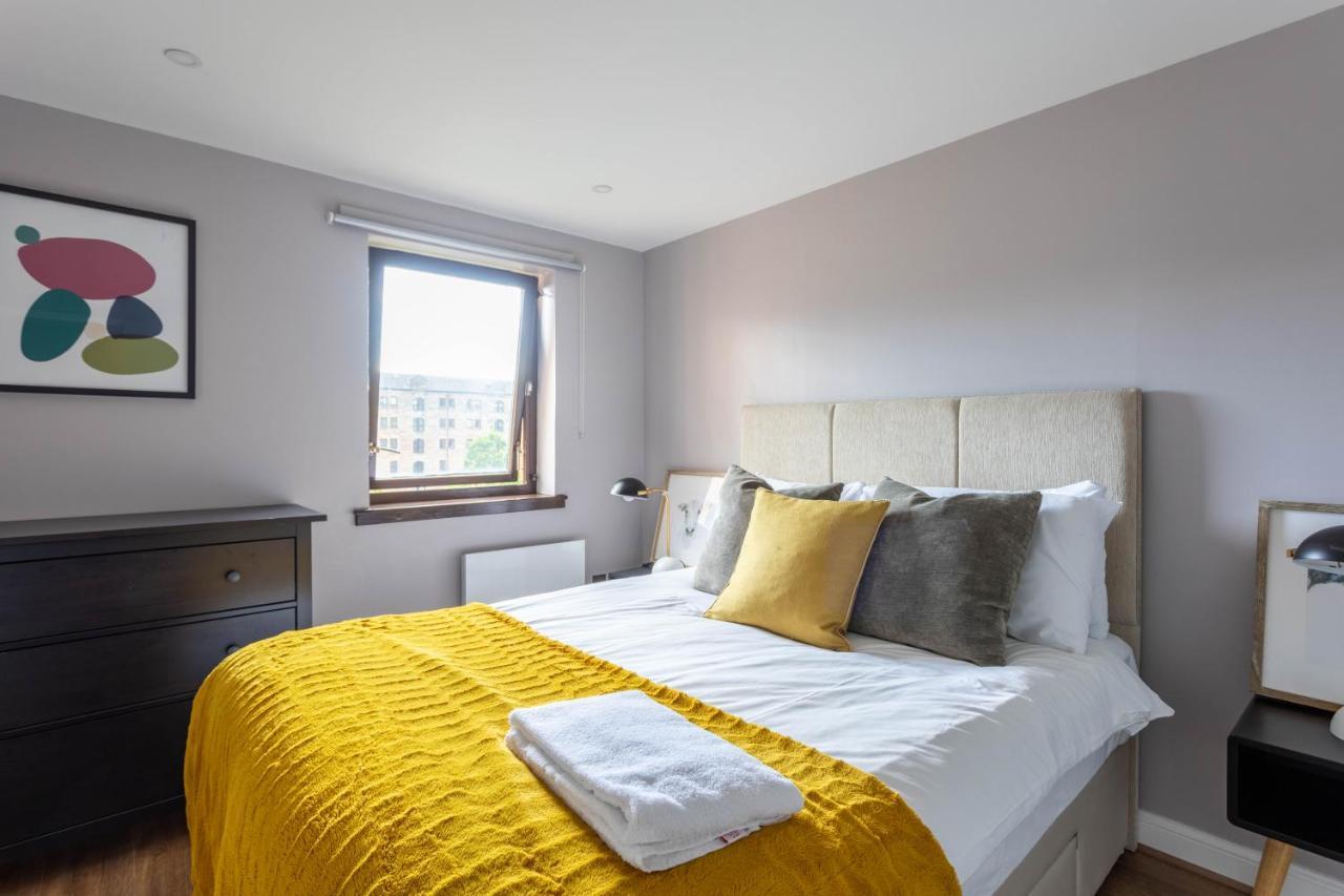 Stunning 1 Bed Merchant City Apartment With Parking Glasgow Dış mekan fotoğraf