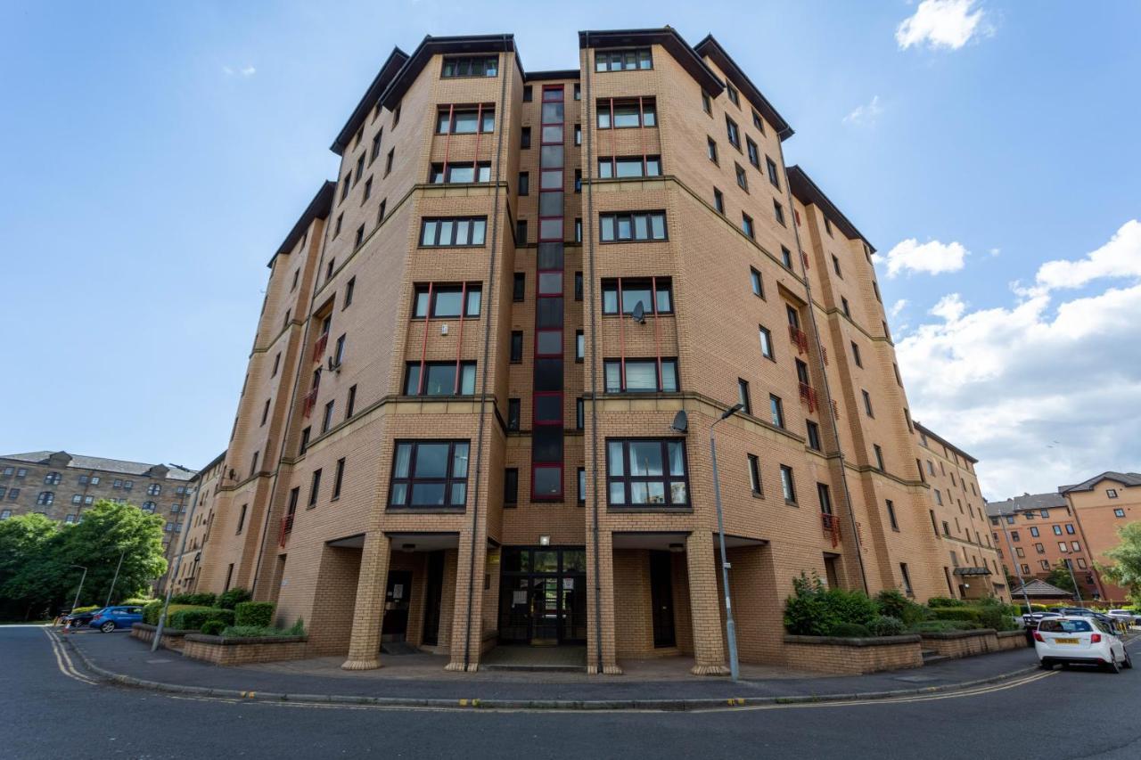 Stunning 1 Bed Merchant City Apartment With Parking Glasgow Dış mekan fotoğraf